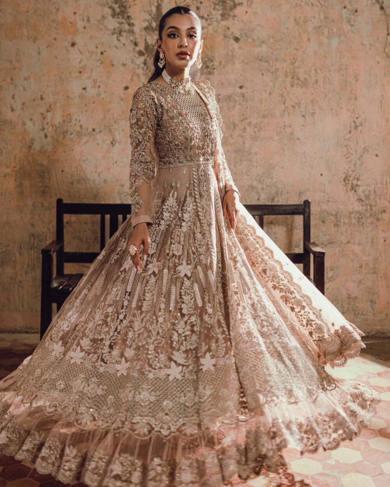 Nayaab-Front-AzureWeddingEdit2023-FestiveCollection-BridalDressesinPakistan